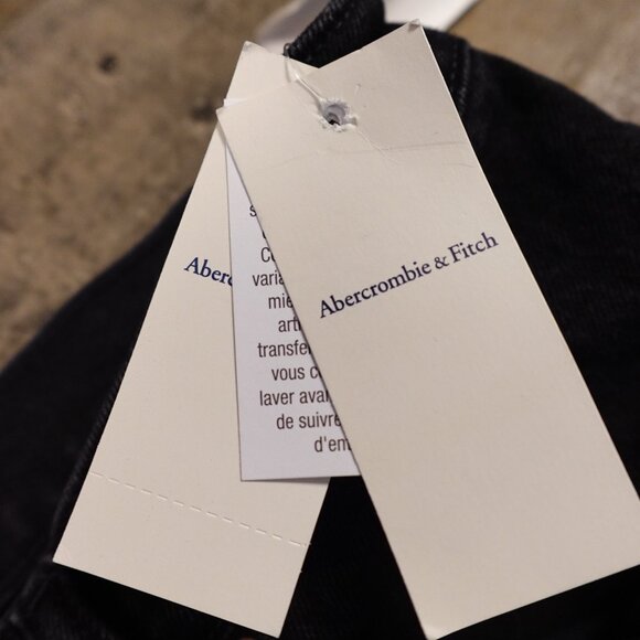 Abercrombie & Fitch 90s Relaxed High Rise Jeans Women's 18s shorter inseam Black - Picture 6 of 13